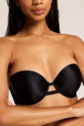 Glacé Strapless Bra in Black