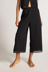 Island Cropped Pant in Black