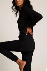 Club Jogger in Black