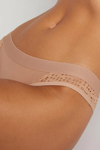 Silky Brief in Eyelet Lace x Buff