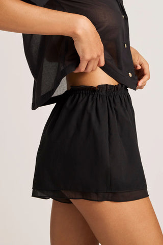 Island Play Short in Black