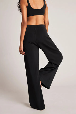 Airis Track Pant in Black